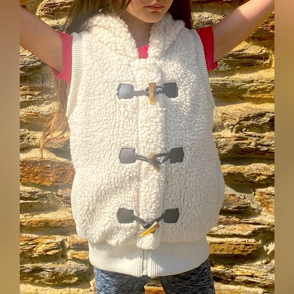 Coffee Shop kids faux‎ Shearling Cream hooded Vest sz L